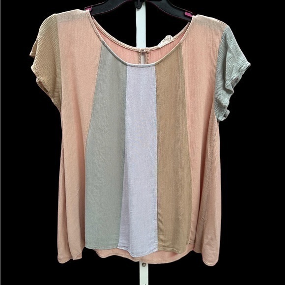 Tops - 143 story shirt